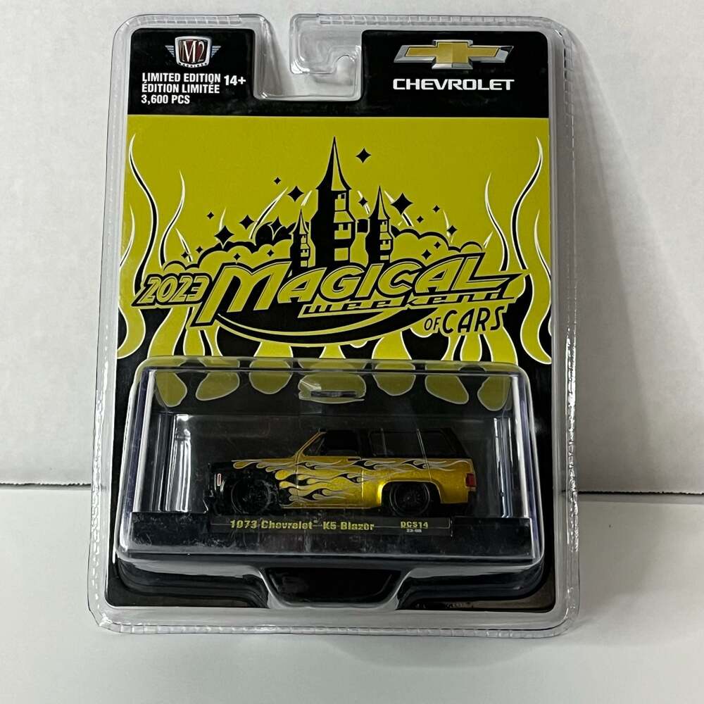 M2 Machines 2023 Magical Weekend of Cars 1973 Chevrolet K5 Blazer LimitedEdition